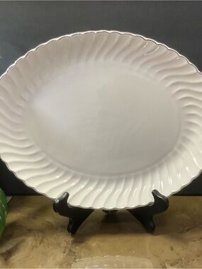 Vintage USA Pottery Scalloped Edge Silver Edge Oval Platter 13" Len 9.75" wide